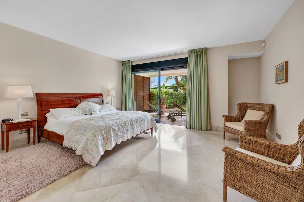 6c7d40cf-4952-4a26-8fc0-c2ca5a811df5