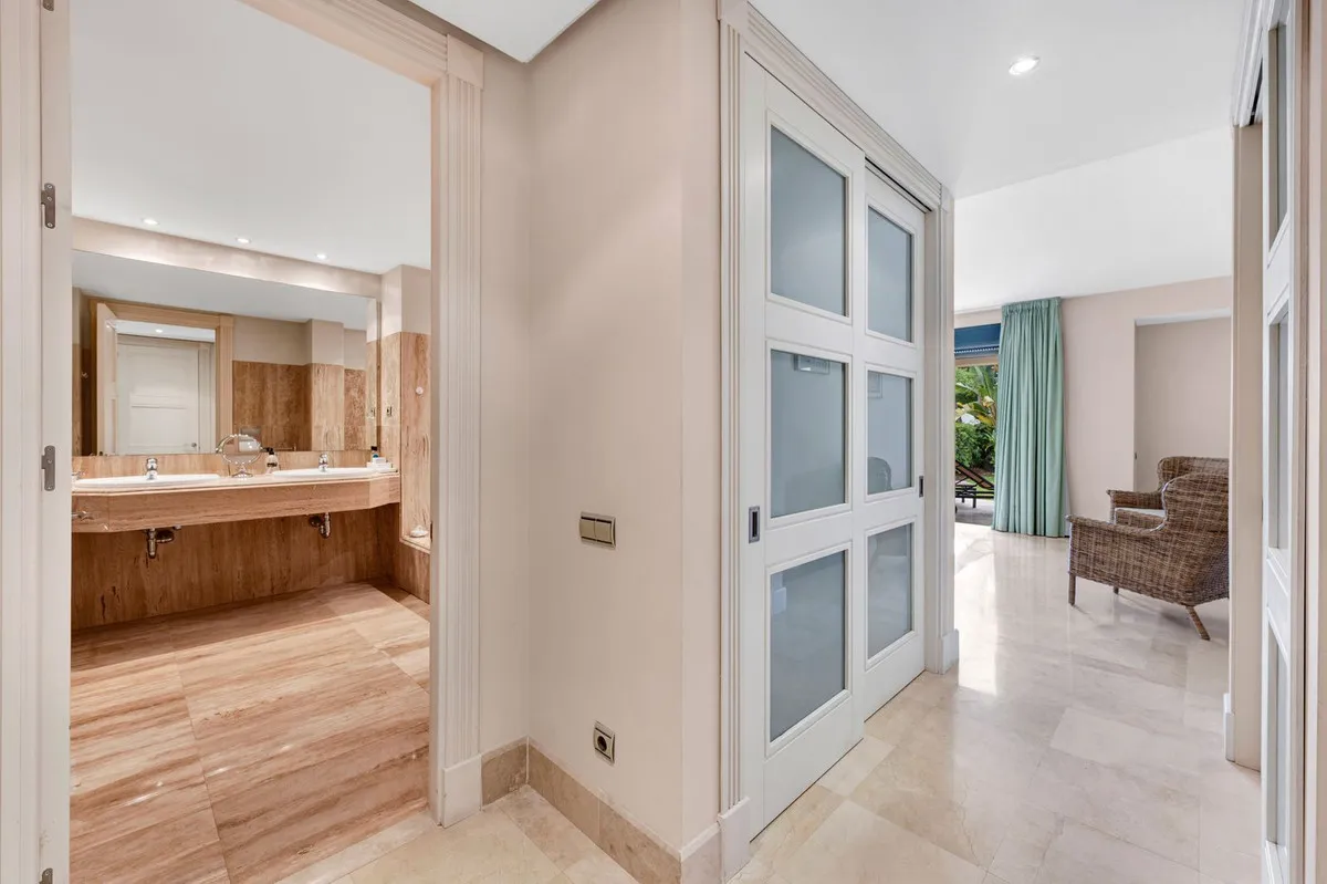 8612a83d-2395-4364-9c5f-28f73827f9fa