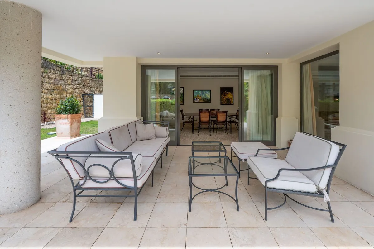 8bd75269-b1d7-40b8-9485-c3210e5e704c