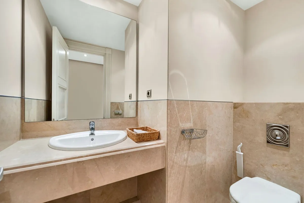 a1eab607-2c59-4bfd-b258-9139b7d80134