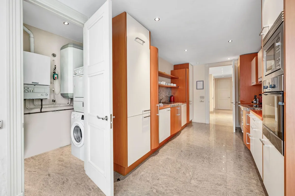 caa7d605-7962-4540-bca5-58ba49c71b64