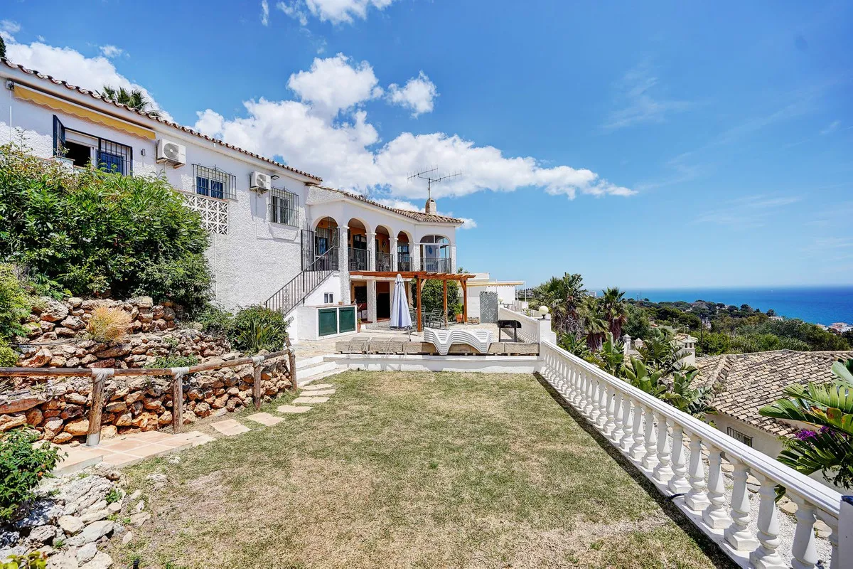 30839cd3-1d62-48ca-8cd0-847b7c1747c9