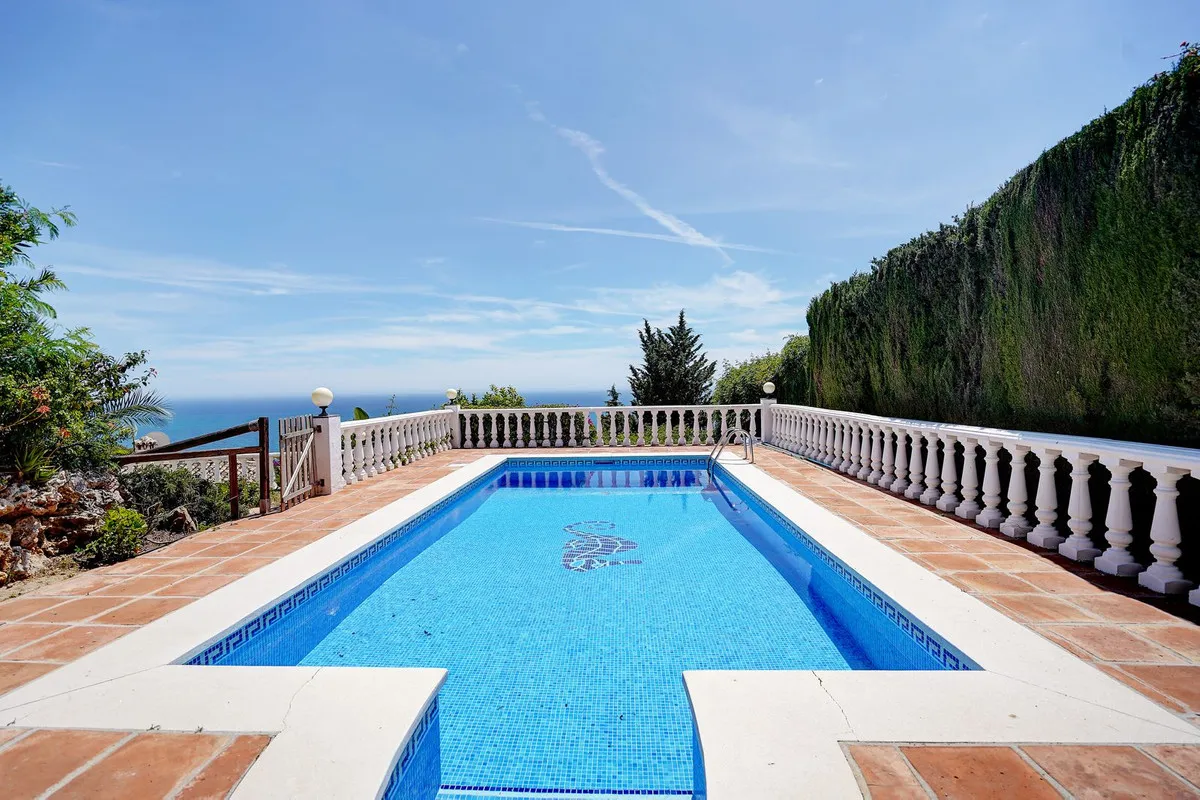 b5f3fa35-9ce4-4753-92cc-8745e65ce128