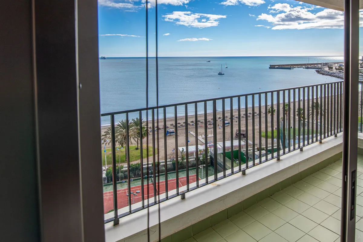 f3fd263a-25fa-4a70-ab1e-d3295960e685