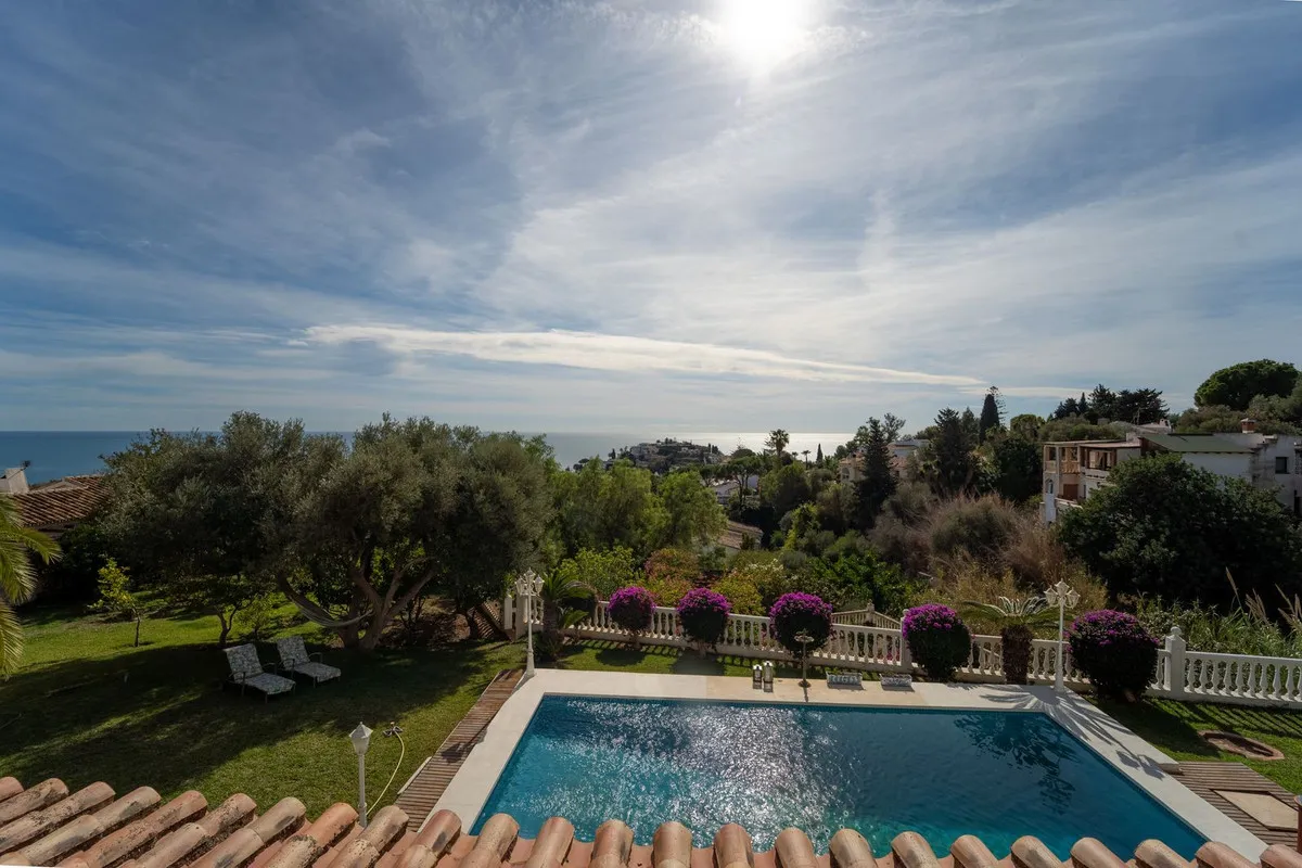 09aeb071-3093-47e8-99df-692b7c56edd9