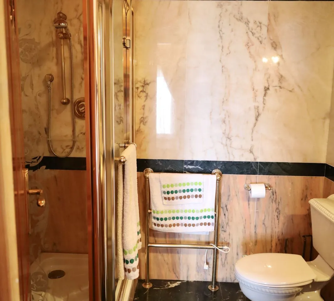 0c0b981c-ae80-4d33-8d31-a6b1eda90211