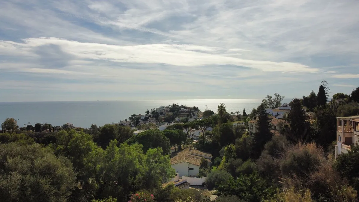 146d2201-3a1c-40c9-bb99-d45ab1636f93