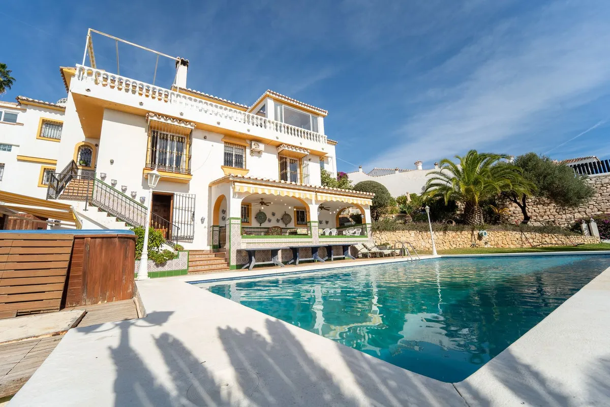 2a4a1622-e9d8-4561-8c32-655f07d55f49