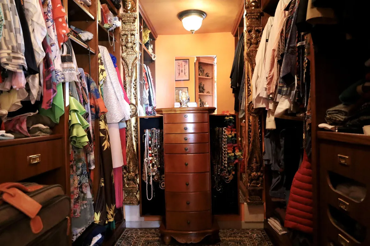 2cd102aa-35ae-4129-849a-7906fcc0d10d