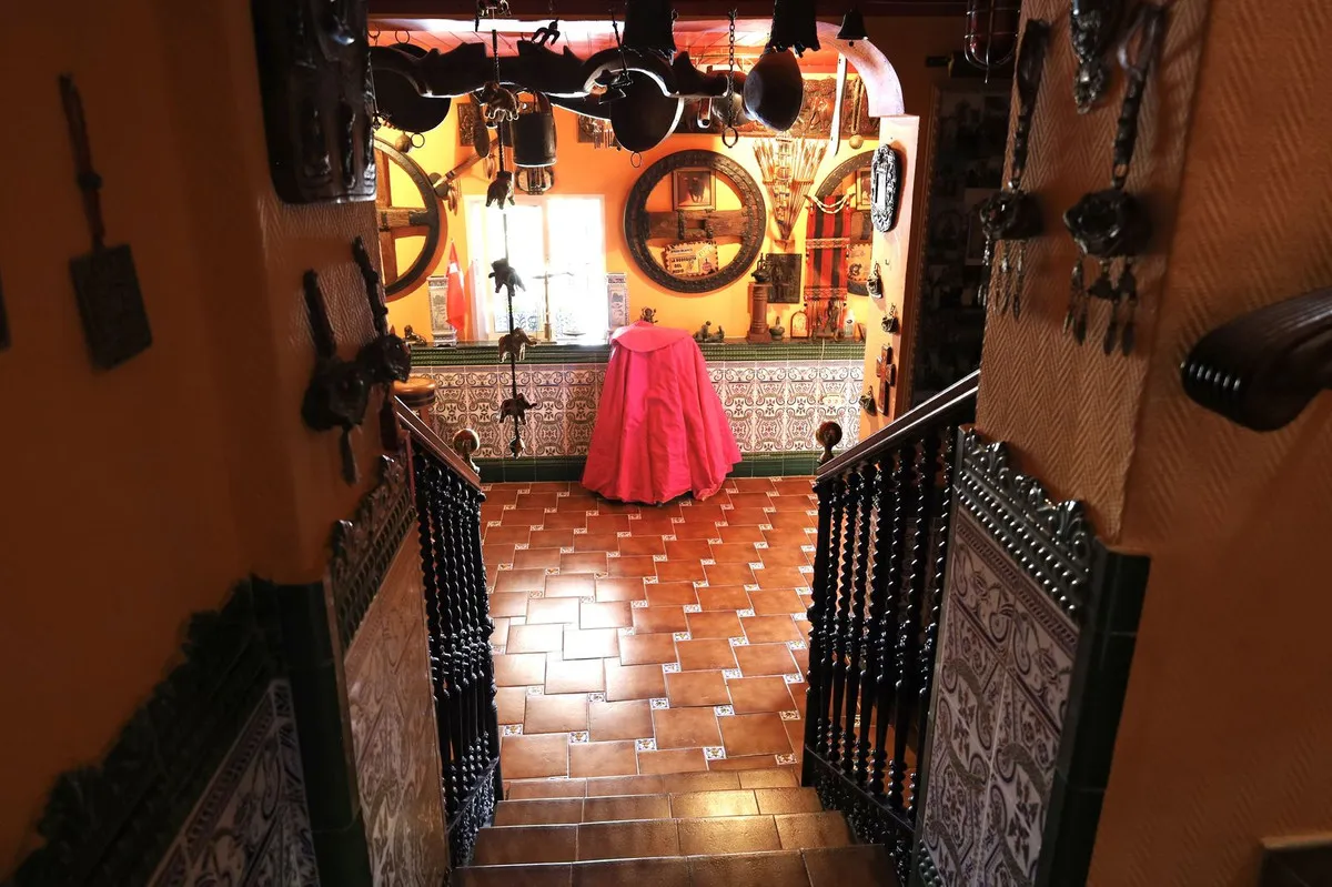 8c7fbfc9-6d96-4028-a568-a5850e31ad33