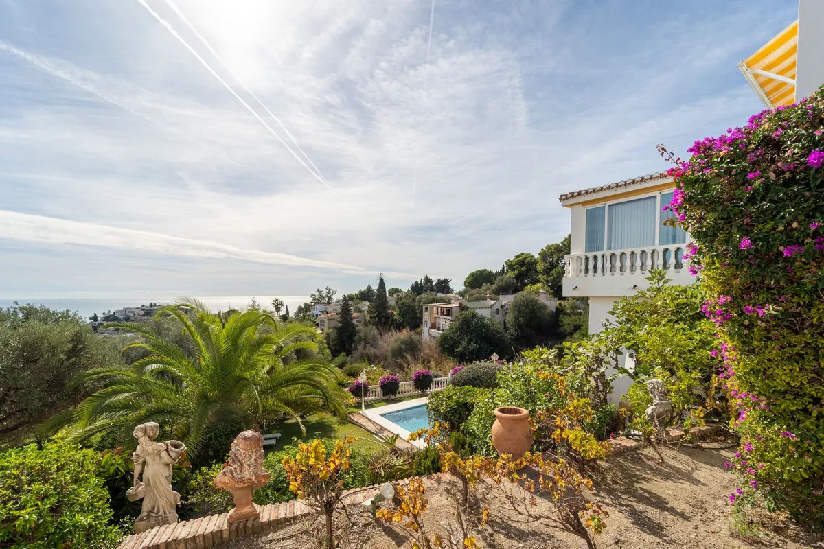 986417e3-2226-40ab-82ad-07e7f64c03a0