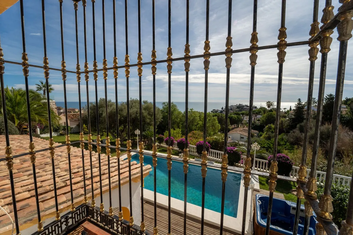 daef2ea9-5882-4a43-a4fa-7956e1669fc4