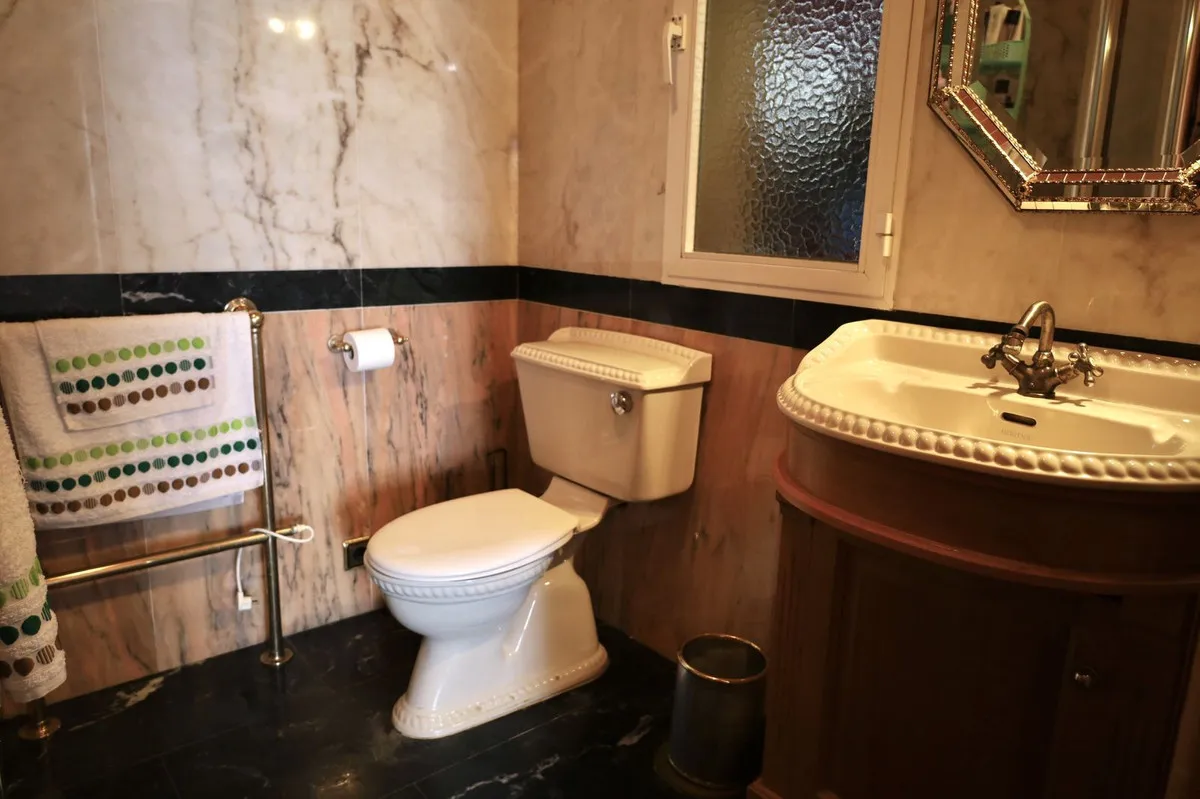 ece1a945-733b-497f-8eac-121a43d8cfdd