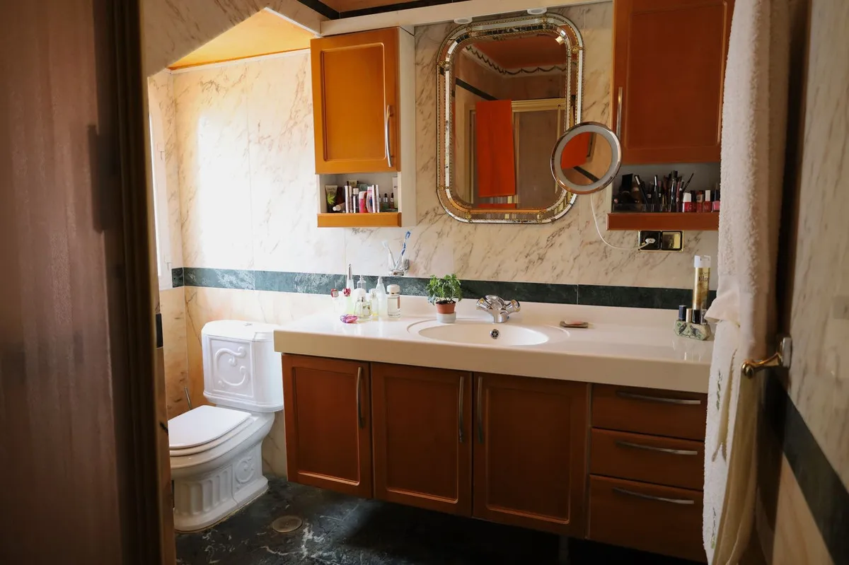 f458f8e6-bcd5-4e61-9ed9-137856b8f6dc