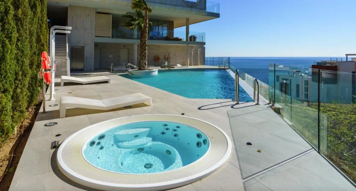 3879cb89-f72b-4b90-9f5f-841ade655634