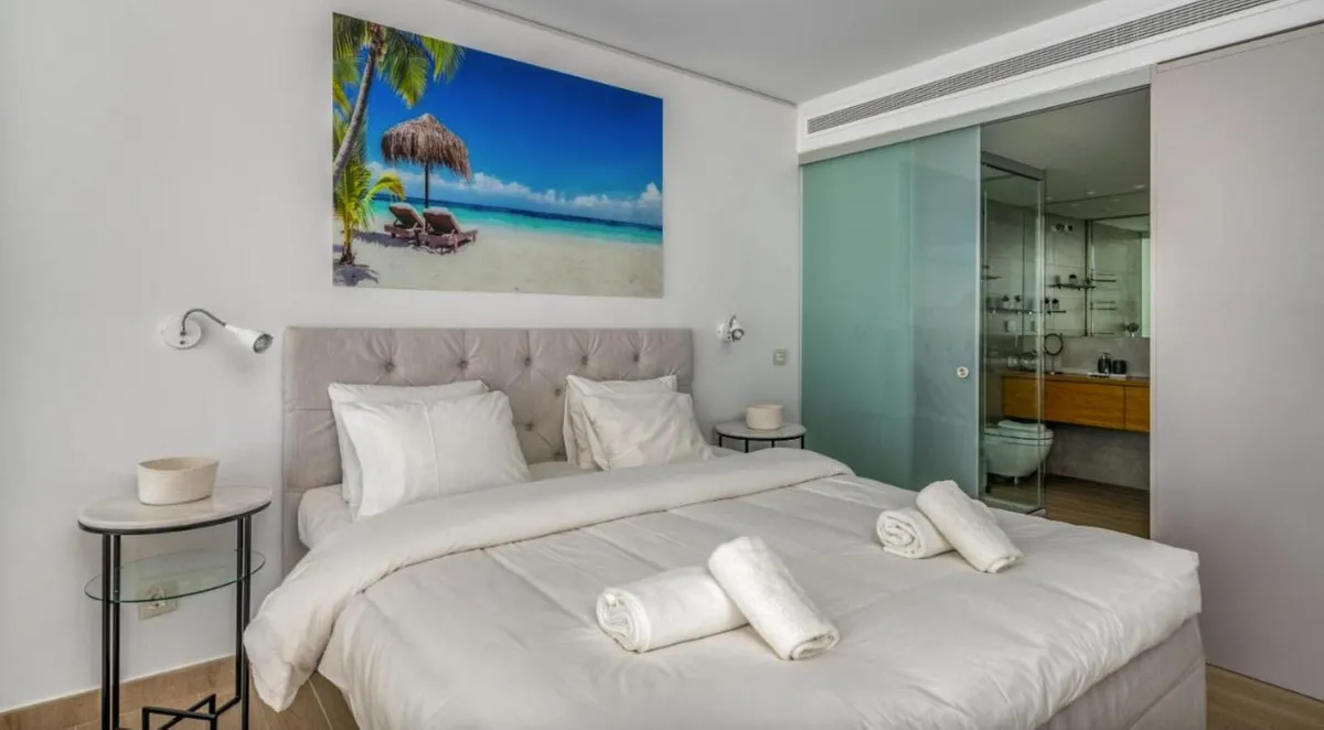 b11fe7d0-c562-4884-b122-de450d5a31be