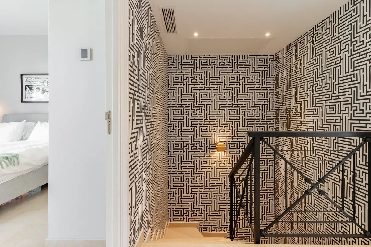 479a081a-589d-4079-8347-2836a4369896