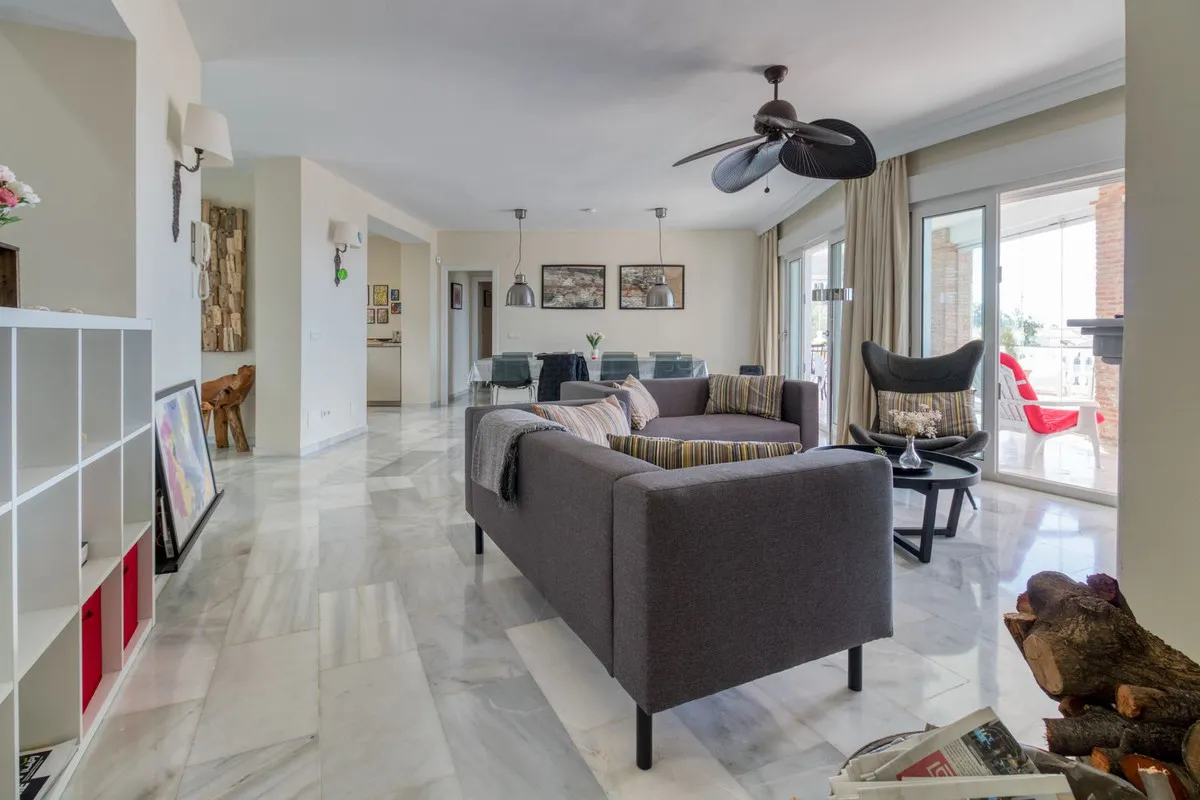 3316f3eb-c574-4a0a-ac79-abcf9fa06040