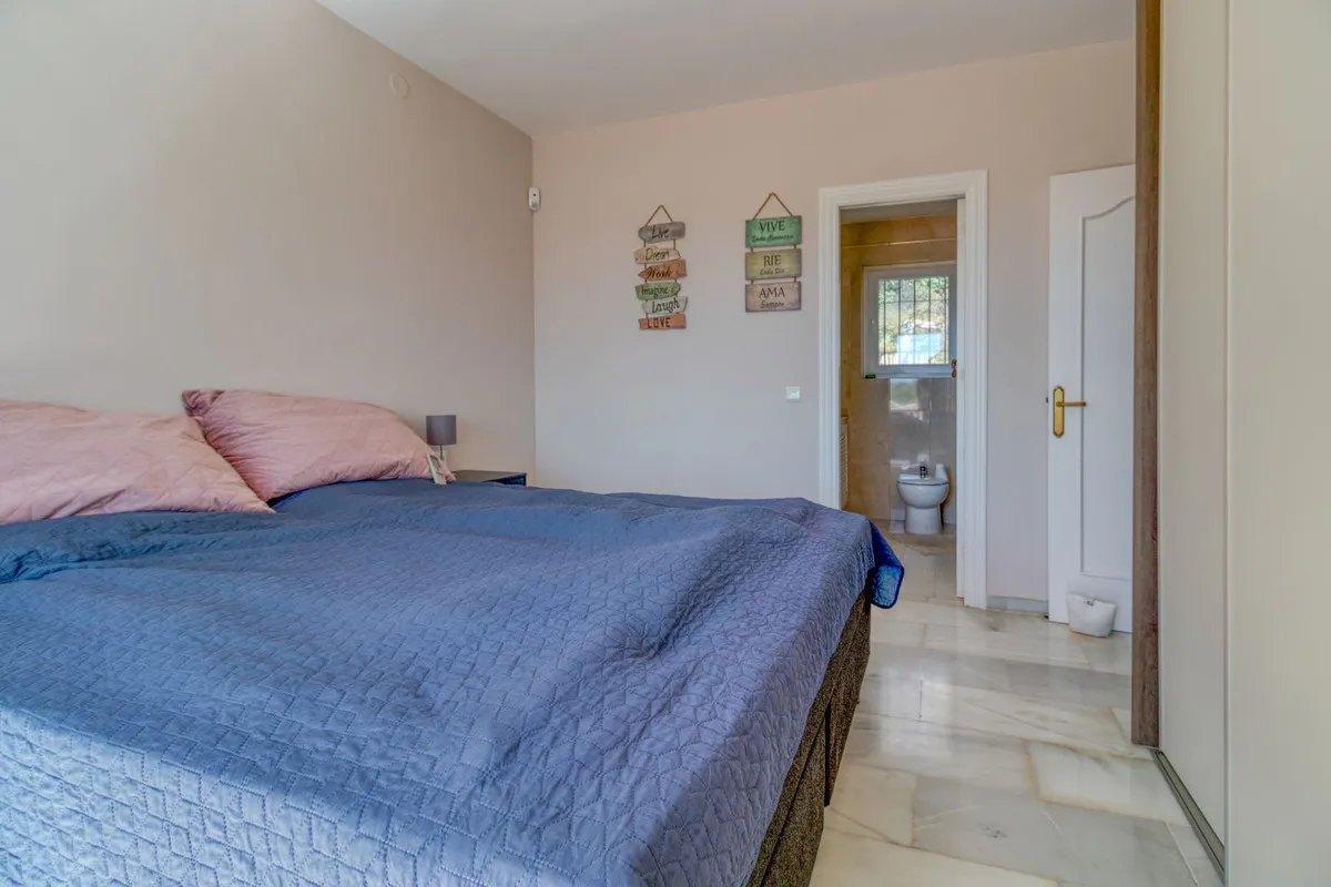 4714e713-4686-44b8-b08e-5f38c6870156