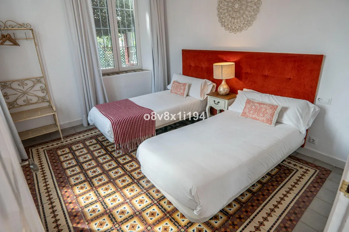 16c47c7d-b1c9-46e2-92e2-3f5878ce83f2