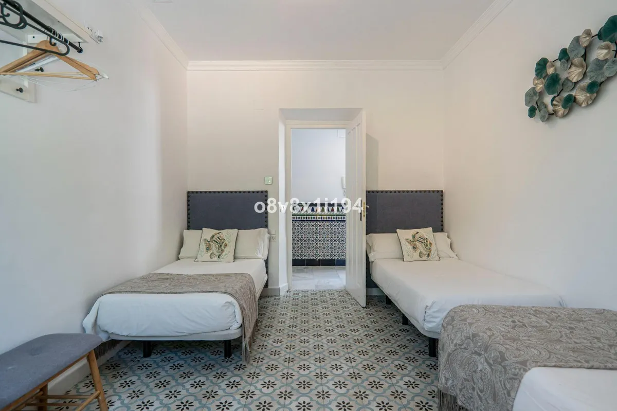 d5b04763-c1ed-42d9-b145-ddf67325e2ef