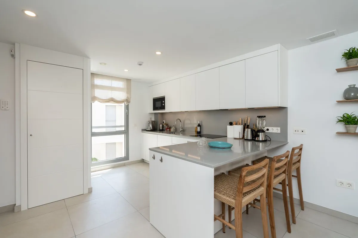 0592b5c8-b6c9-4155-947d-551088364578