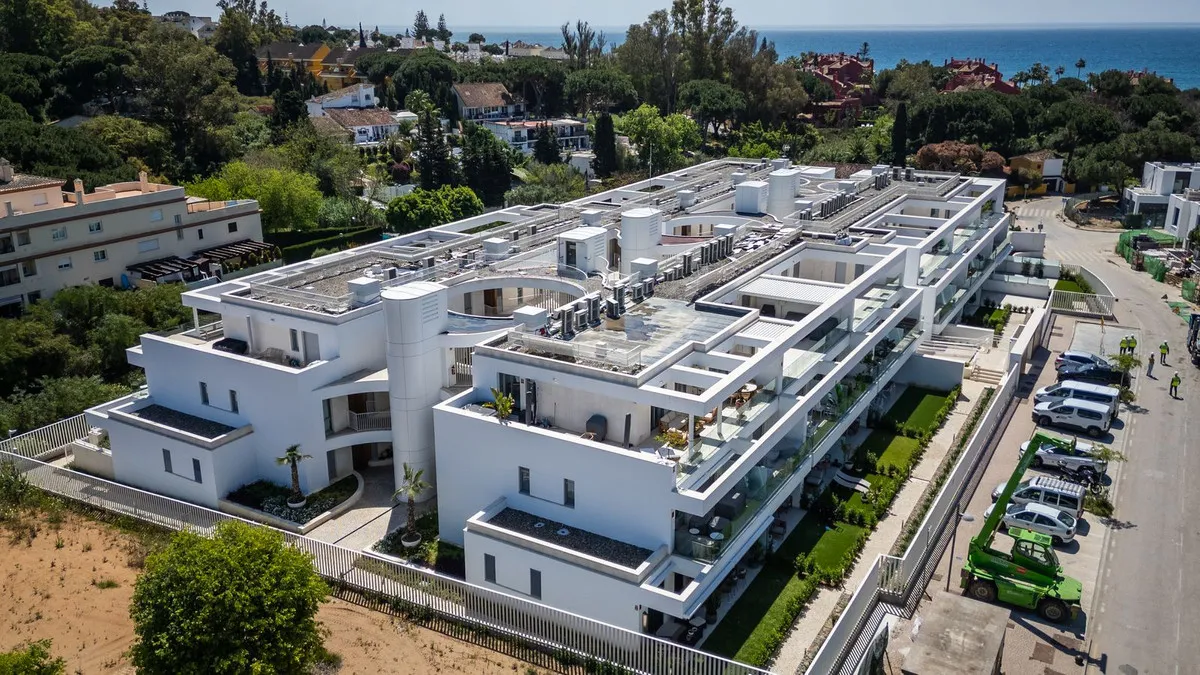 36843663-8a53-4cad-8018-e4bb16a38d72