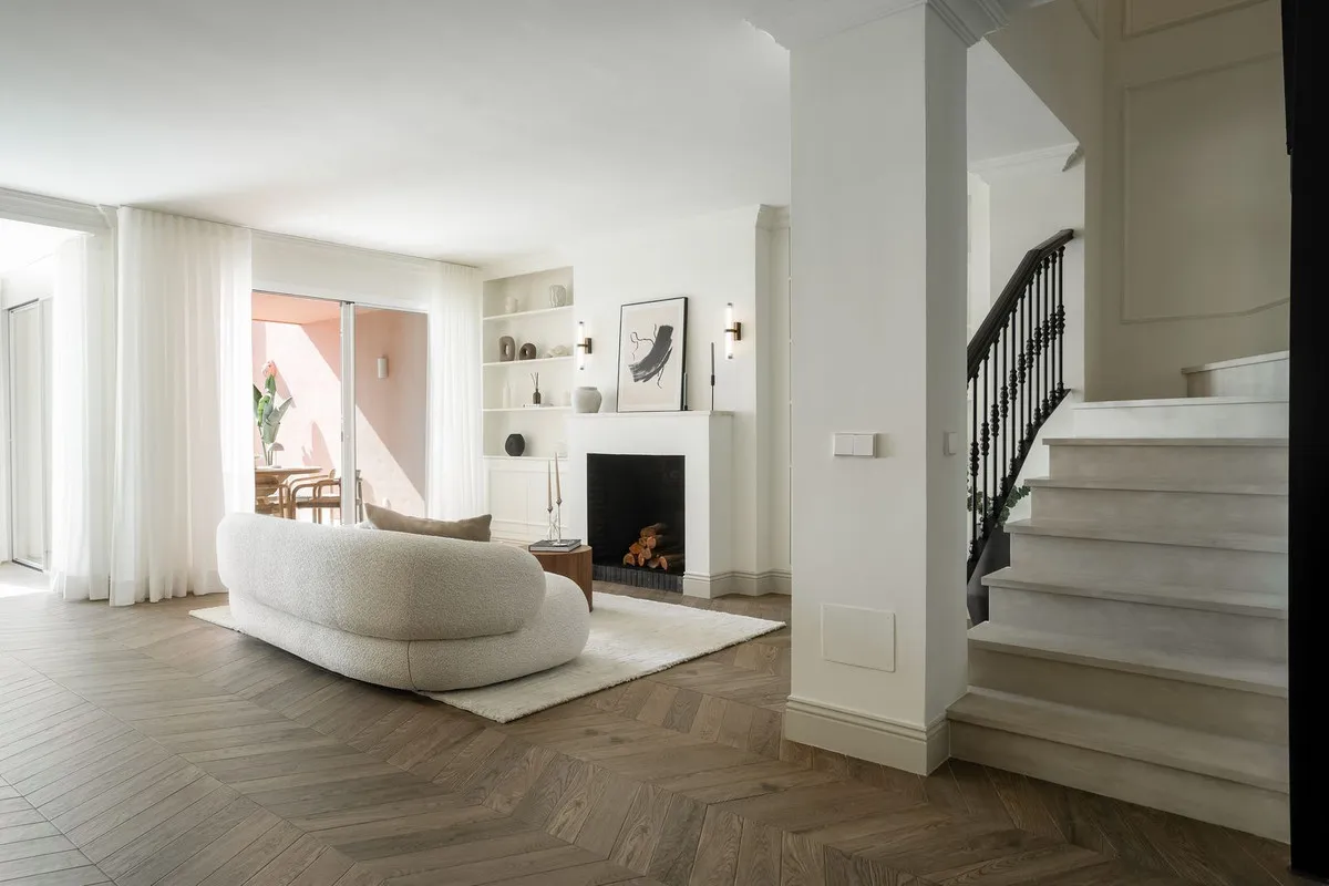 e92dbf20-0e28-46ff-9ccf-dc4466696183