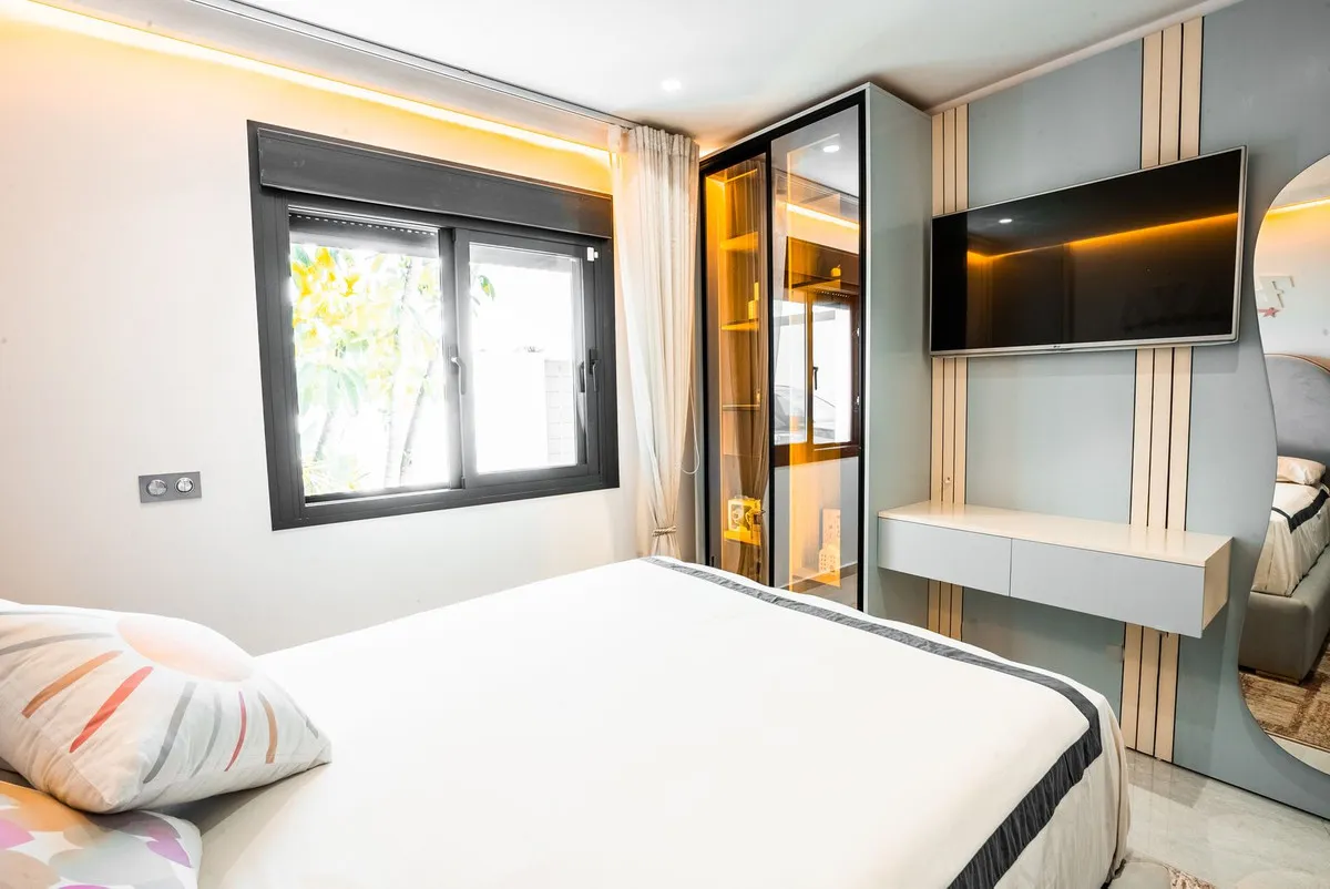 564fa31e-4dc7-48d8-ae68-1960d260bcd9