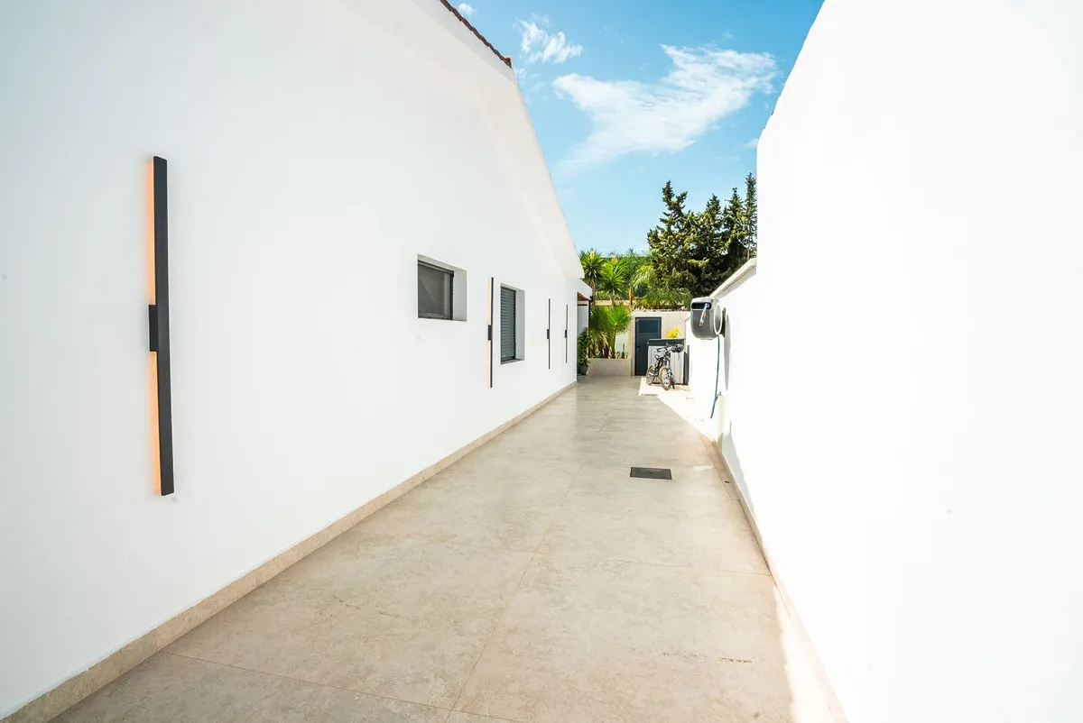 834f7fa5-2b63-49a9-97ba-629b8151488a