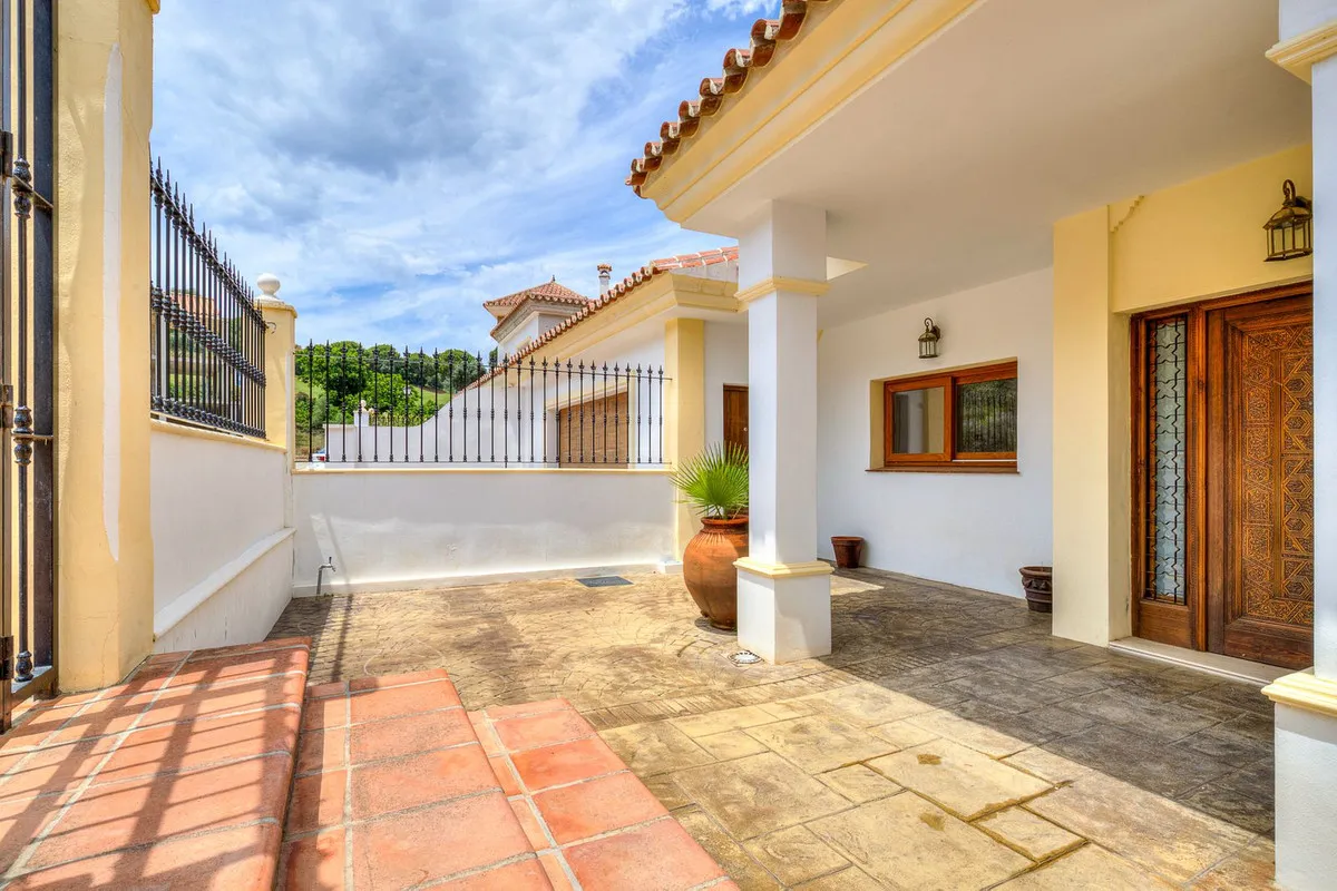 cc6fddde-6a3f-41ef-b6f3-e3c8fbdd17a0