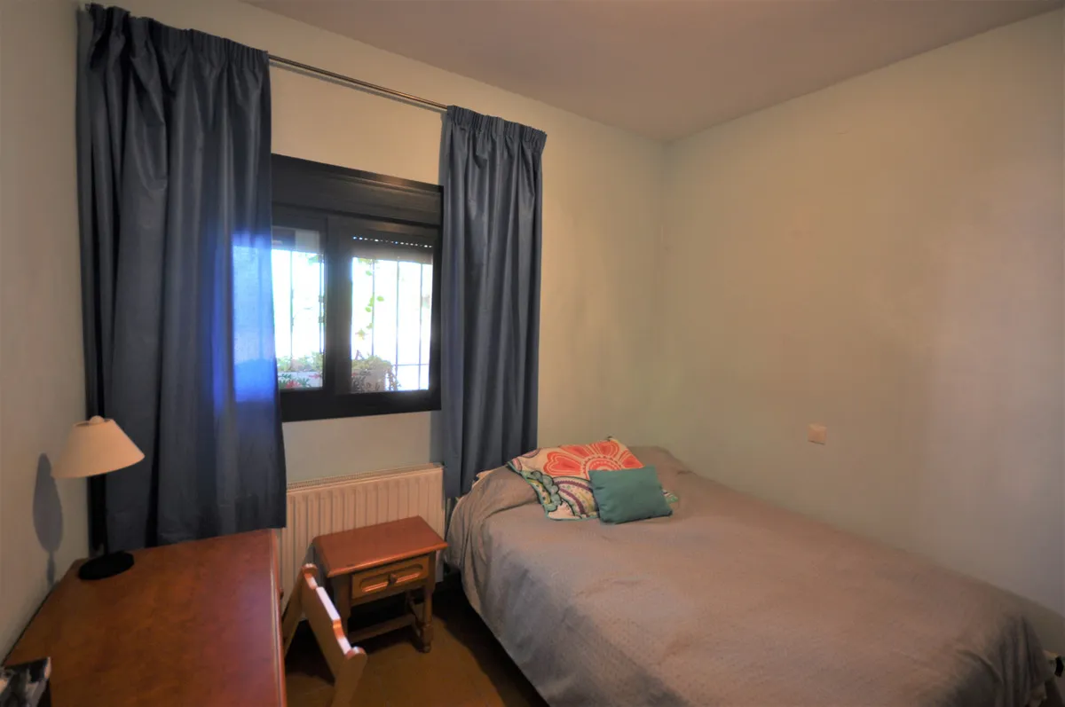 c176f3c2-513a-4e71-bc95-900226734487