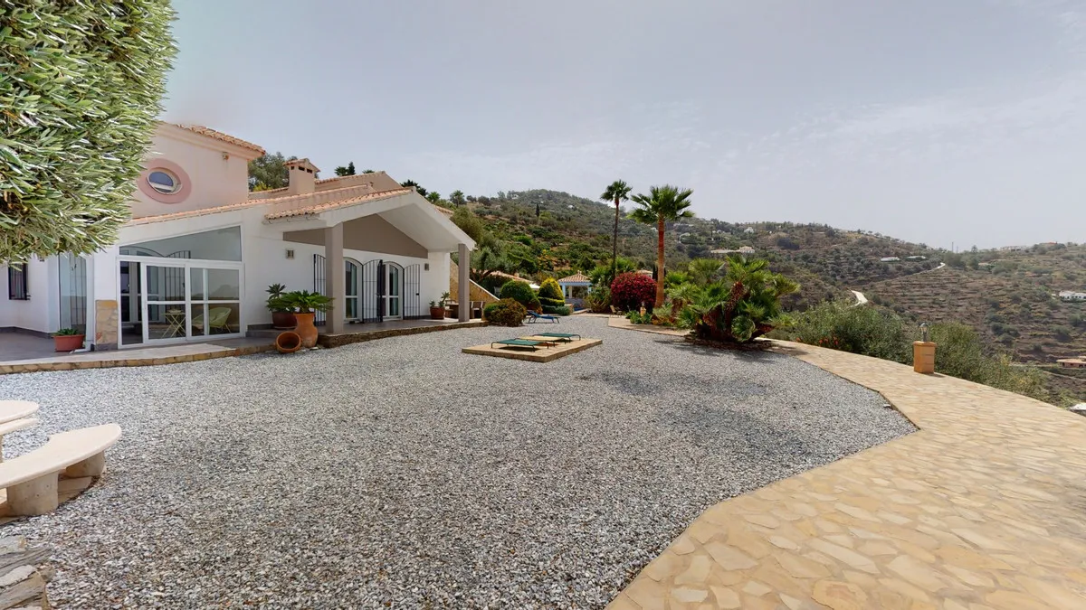 6a675cfd-0310-4ee4-b914-4ca3e2162a2d