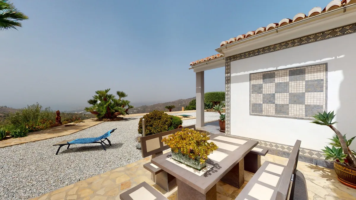 97301685-6882-4572-92e2-b16437e70a84