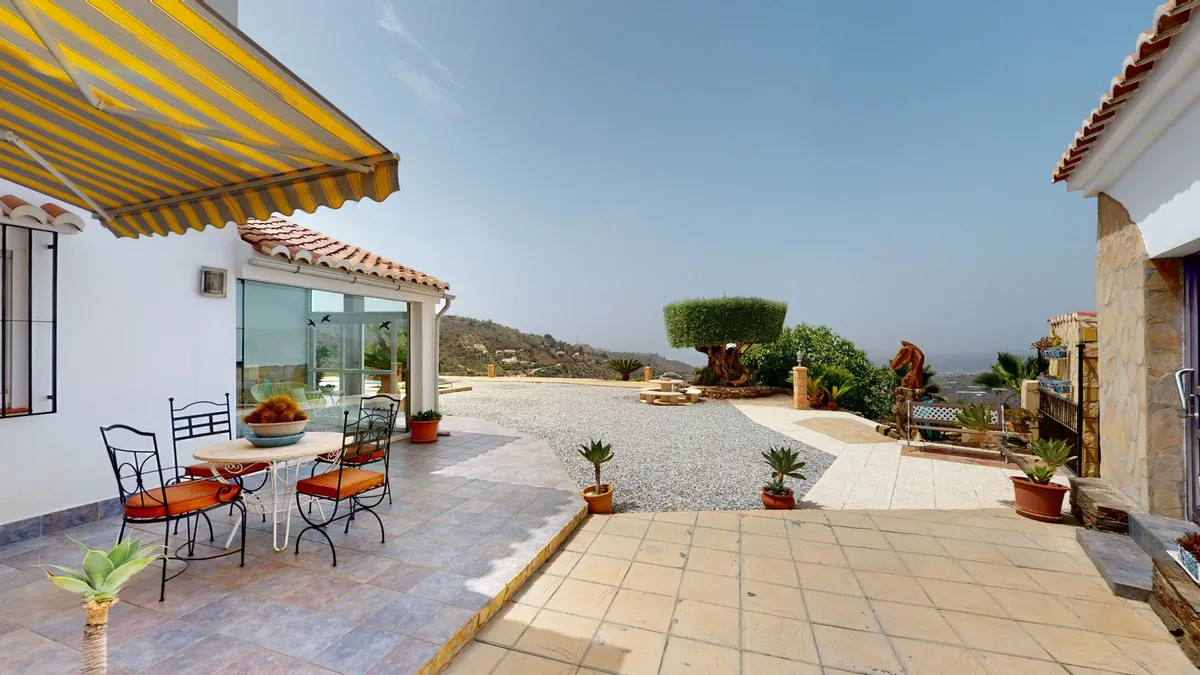 ed5da9a2-7156-43b8-ae03-7228265ee38e