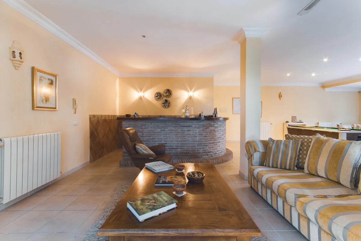 3740e099-95db-494b-a222-d9ee78e7621f