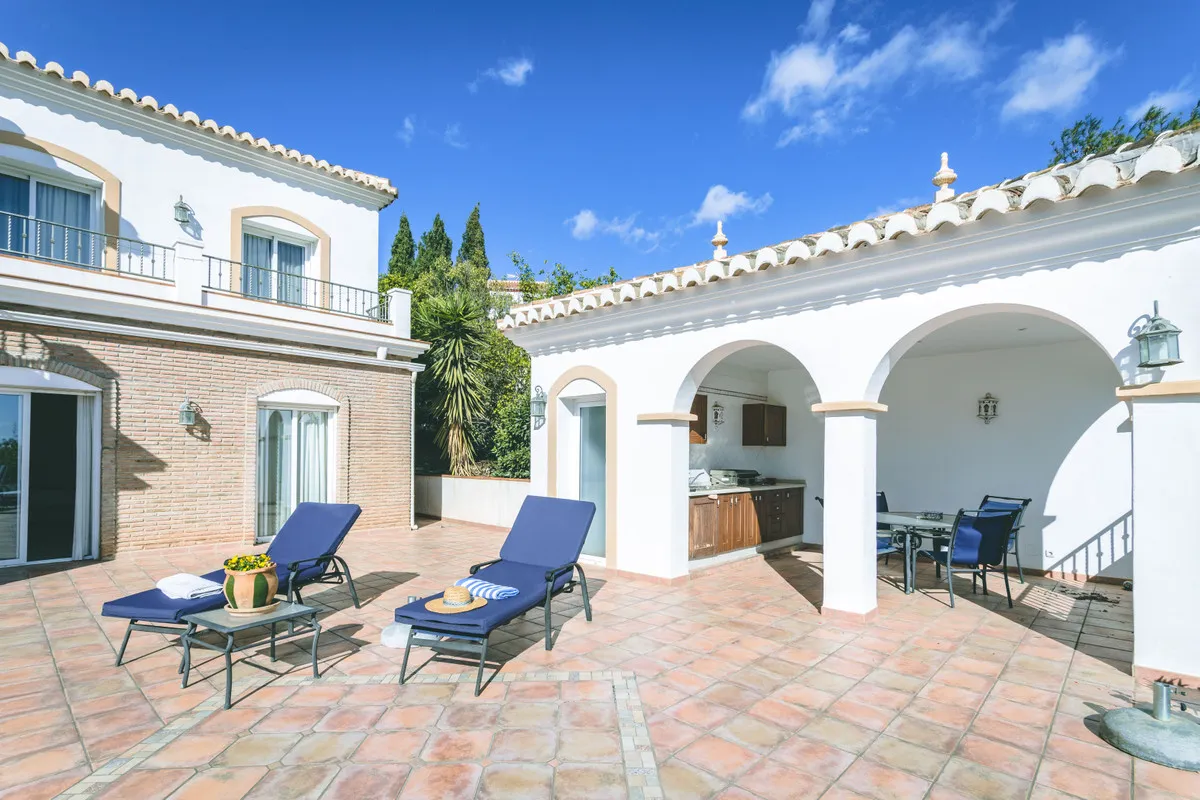 4d3b7a34-3ee8-4986-b0a0-80d87e90a7e9