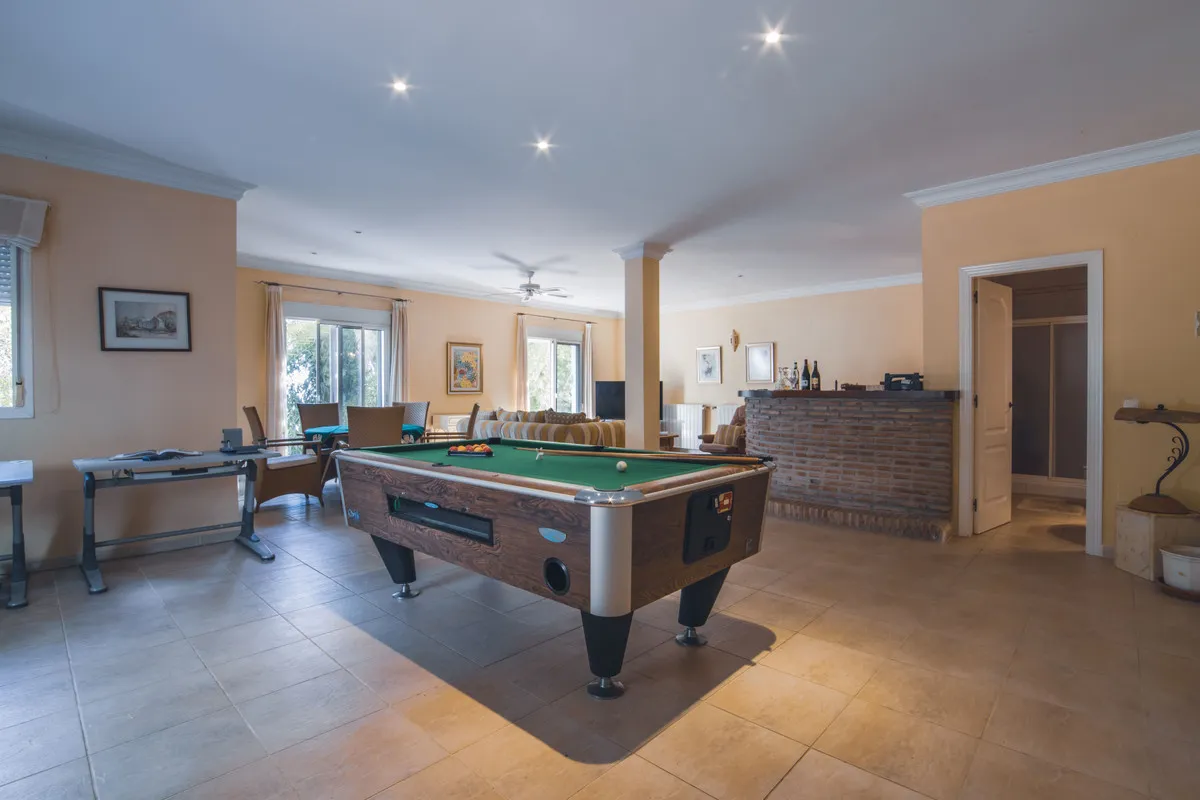 8b7c0a75-61e9-43c7-a9ad-3d0b388cd24e