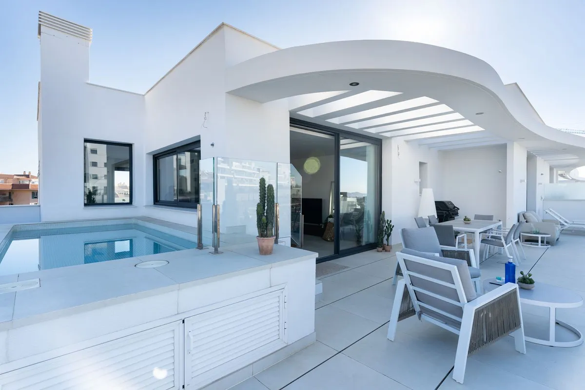 86cf8b99-ad4e-4b61-93a1-4b6a5670366e