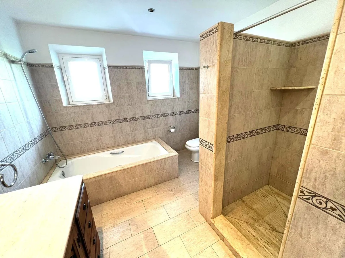 a8cde126-2cf2-461d-9edc-99ba2e09aeb8