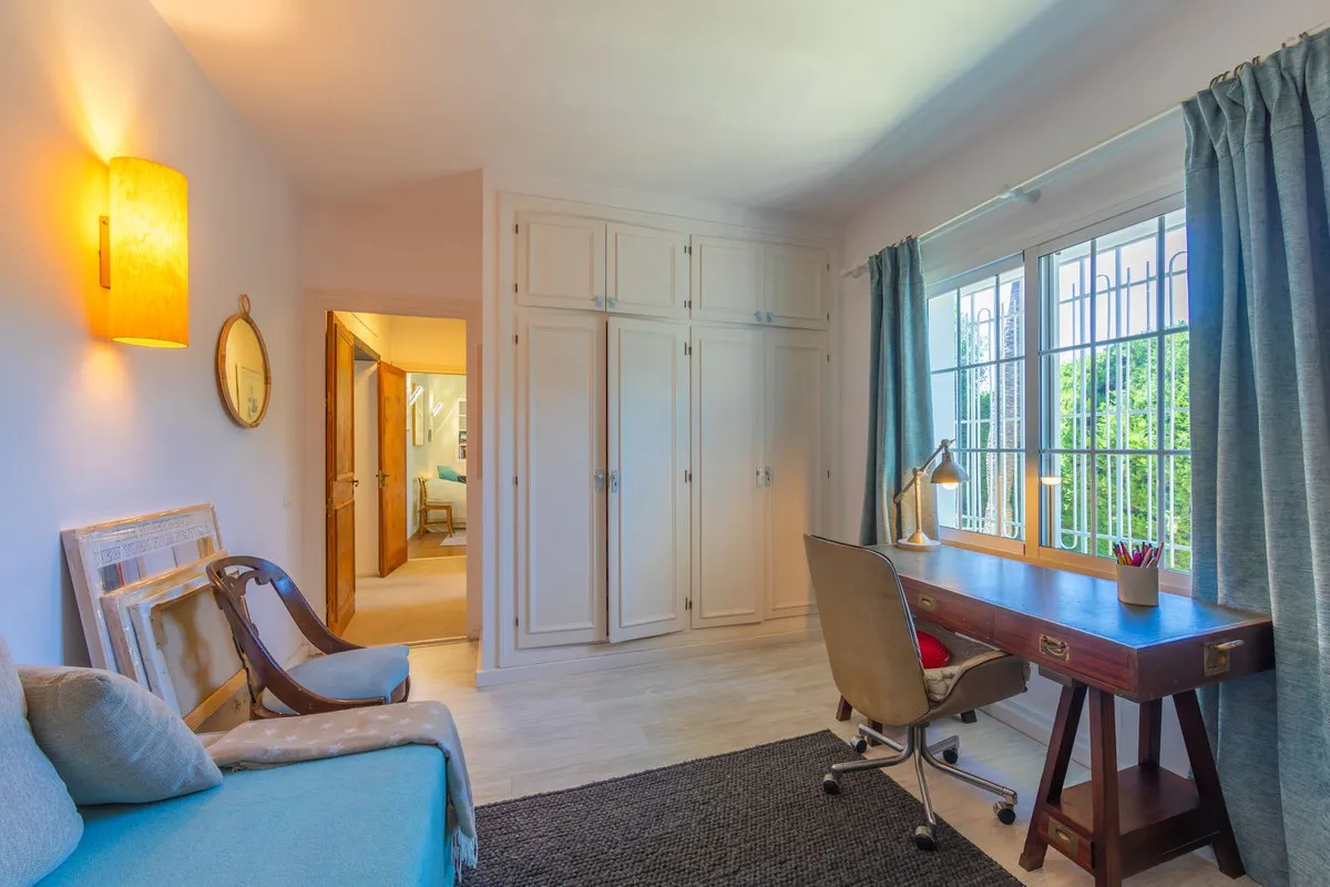 d6cb7290-eb8c-441c-abe9-b533628f51f5