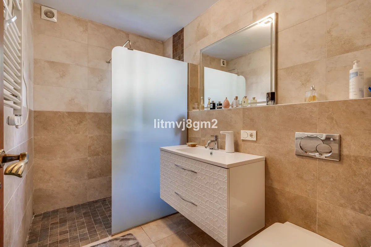 41a44fad-e565-4cbb-a2a8-77a9b0a0f790