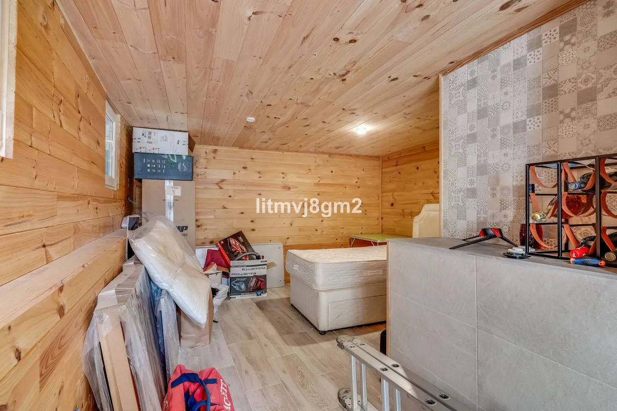 642fe0ce-c412-4725-aadb-d98e9b0f782f