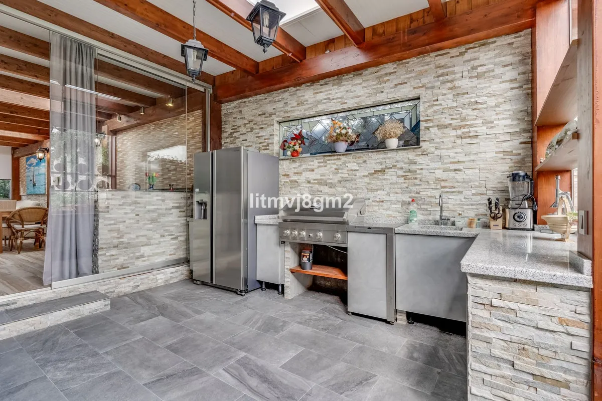 73c7217c-f99c-4747-b863-3d3a4bd96c70