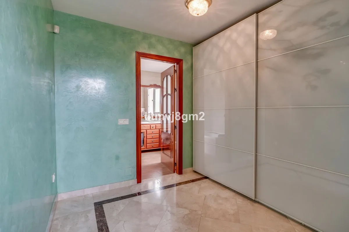 c4f7f30d-a4ad-48d5-98ed-b39793860f37