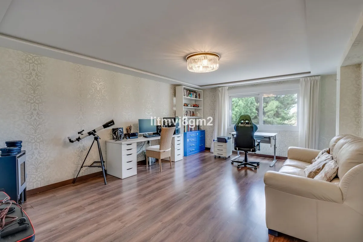 e686043e-2836-4616-9989-8a2844f21619