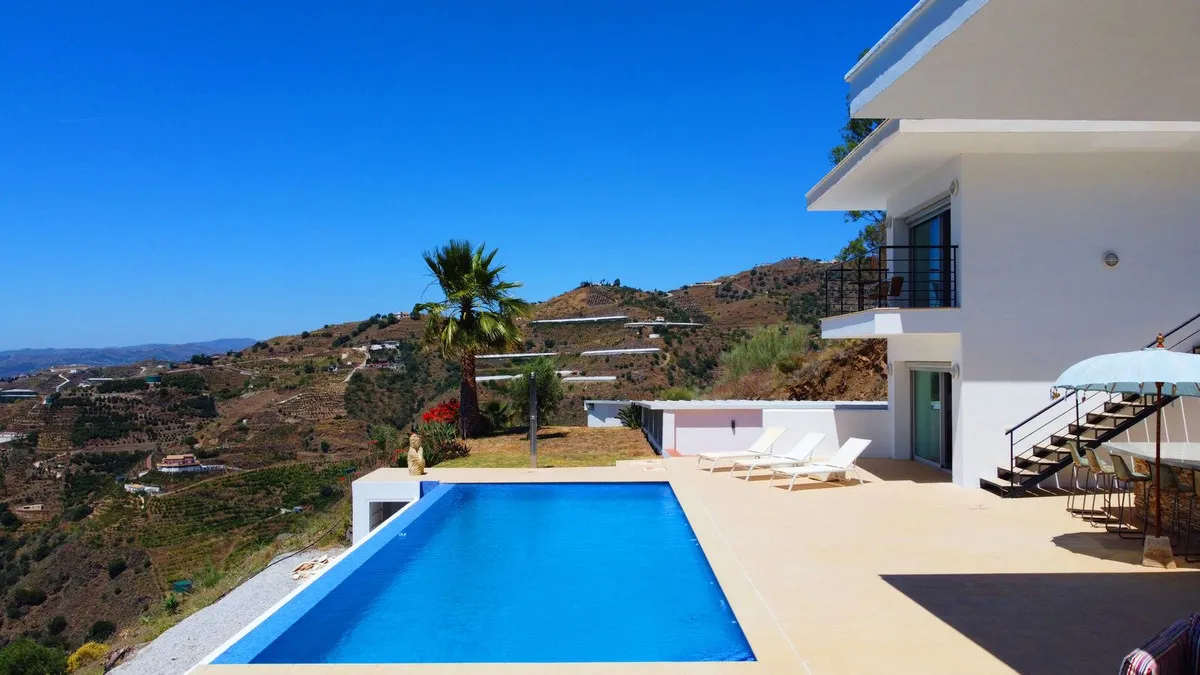 a60155af-1f4e-4111-bdc0-932e8c1723be