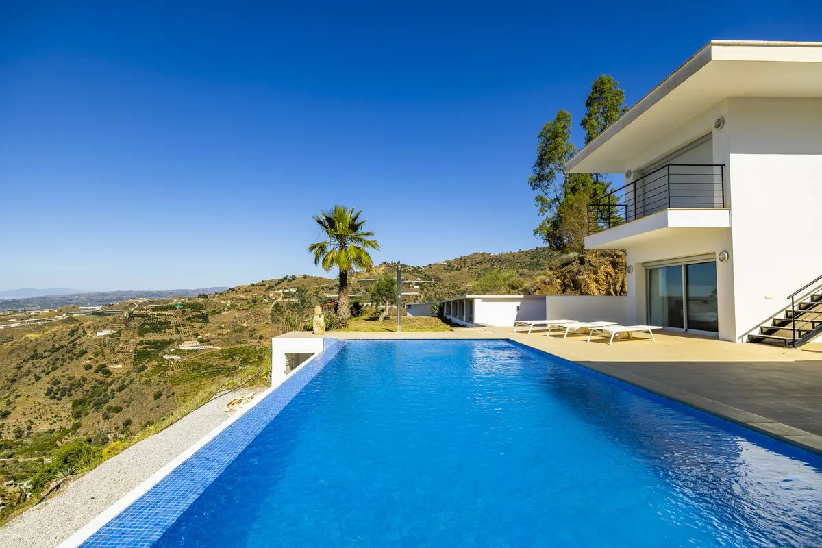 bc63240a-6637-421a-8e04-34a8b8f38c34