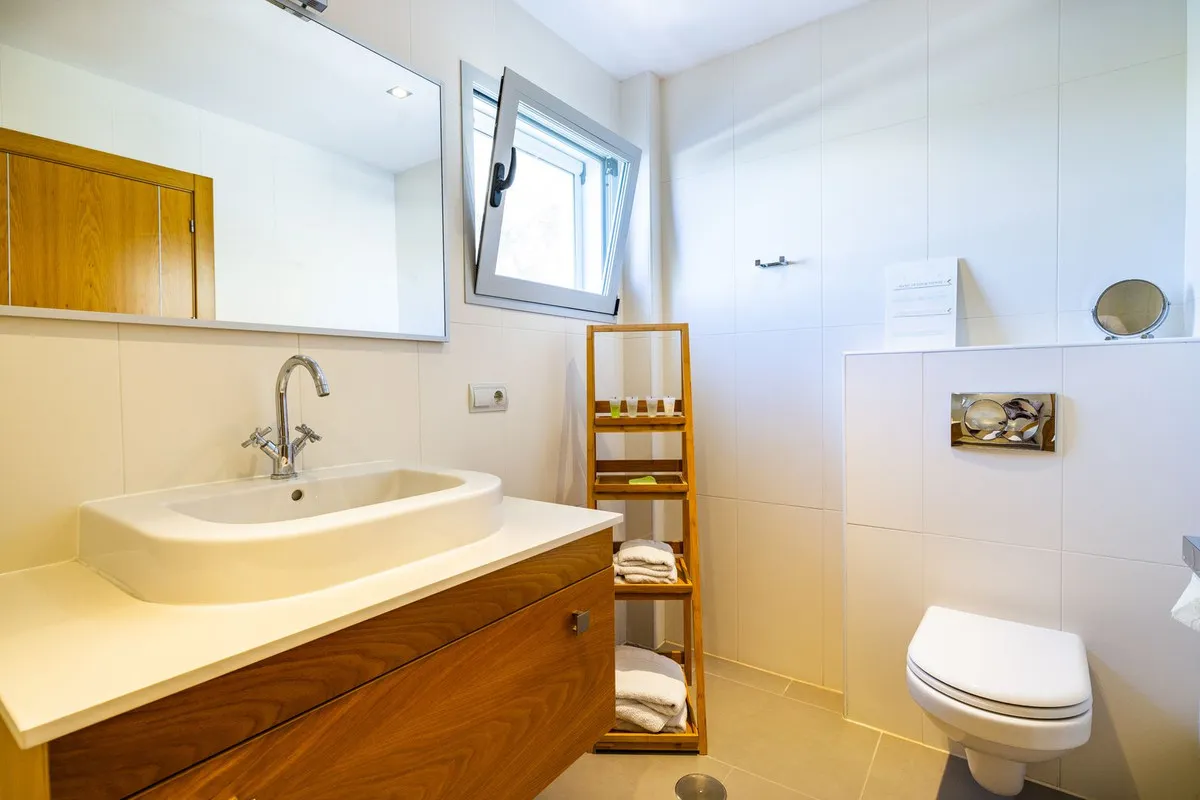 c618485d-4ba0-462a-9806-bdd5386ea50f