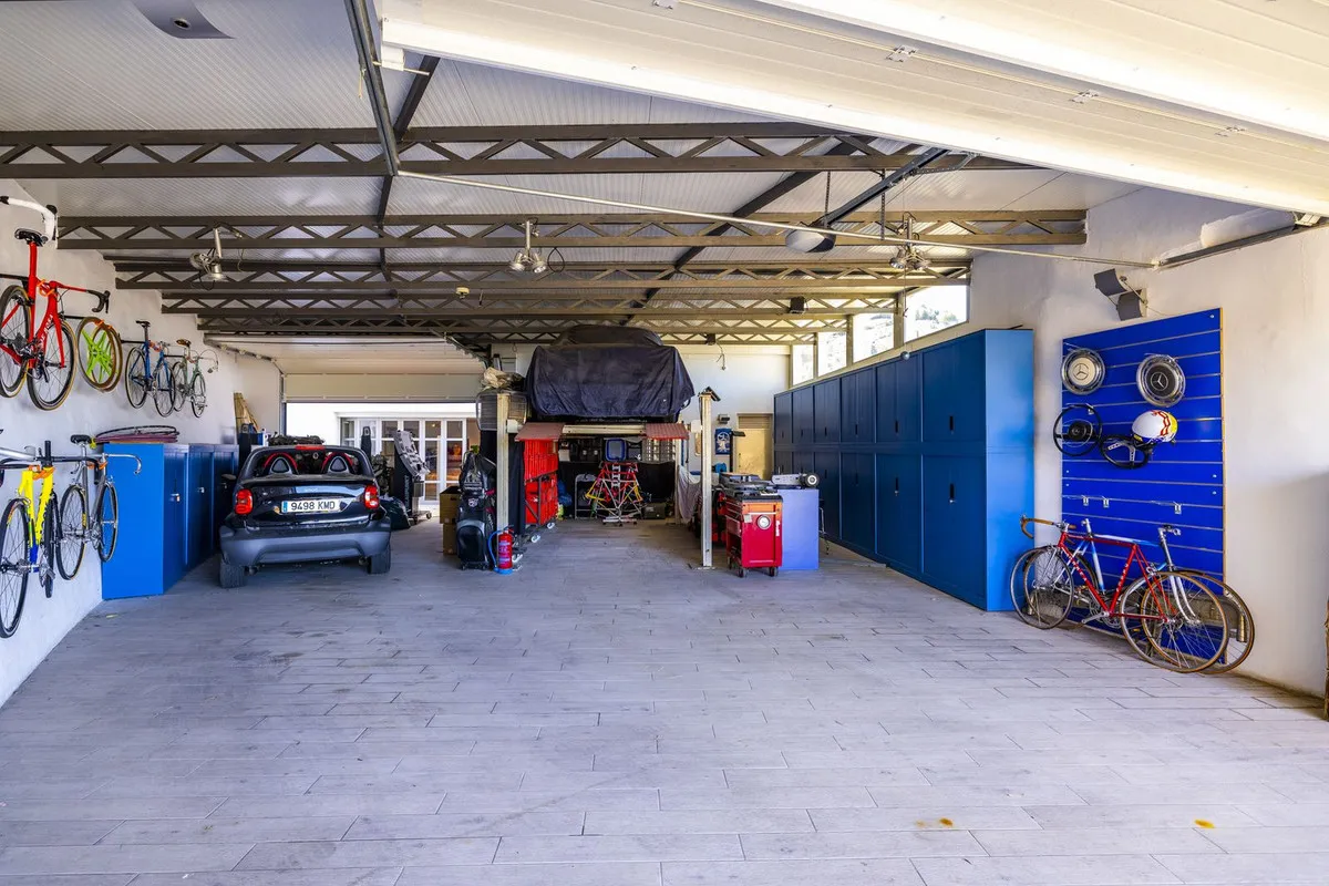 cee2ed9a-fd4a-4023-818c-599d55740414